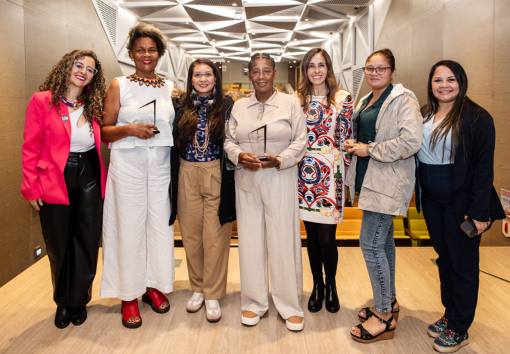 De izquierda a derecha: Johanna Cifuentes, Carmen Emilia Gamboa, Lena Estrada, Nohelia Mosquera, Alexandra Moreno, Sira Tatiana Mercado y Yeimi Zabaleta. 