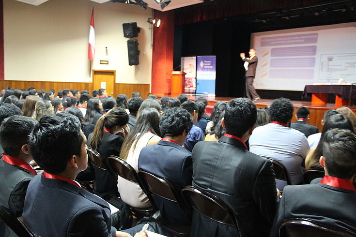 Parlamento Joven de Lima, charlas de introducción